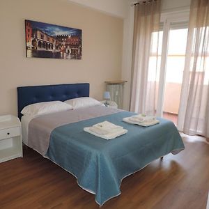Habitación con Cama King